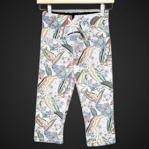 Woman's Victoria's Secret Sports Knockout Capri XS Fun Pattern